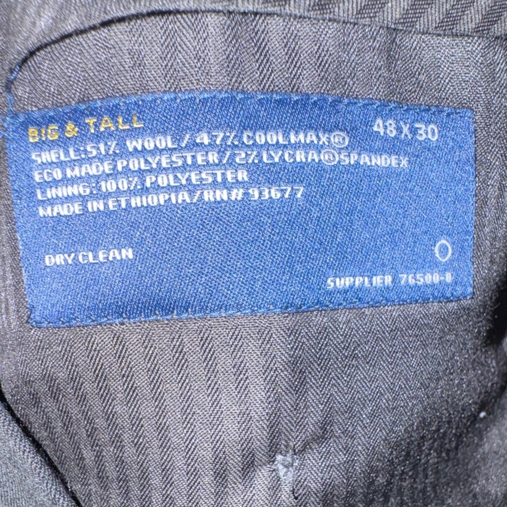 Stafford Black Blazer 54R with Notched Lapel and matching pant  48X30 (like new) - Picture 6 of 9